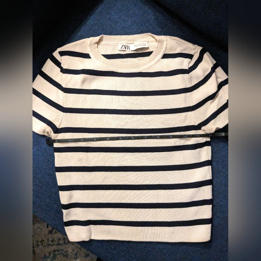 Zara knit crop top sz med